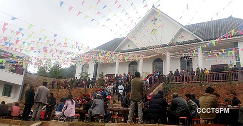 乍基基督教蒙恩堂举行献堂感恩礼拜