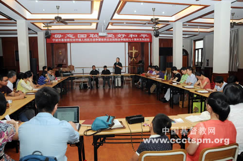 宁波市基督教两会举行纪念中国人民抗日战争和世界反法西斯战争胜利七十周年系列活动