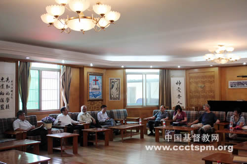 浙江神学院接待了英国华人循道卫理会联会客人