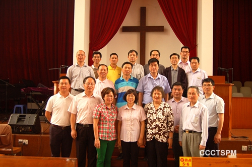 用法制的思维 建立教会制度