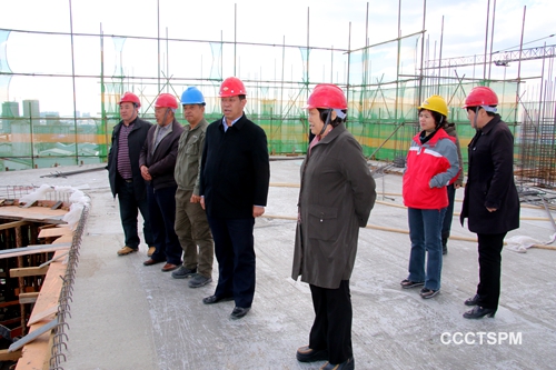 内蒙古自治区相关领导视察呼伦贝尔市教堂建设进展情况