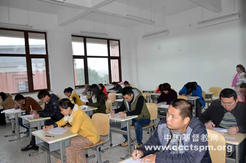 福建神学院举行入学招生考试