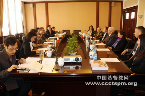 美国长老会总议会议长一行访问我会