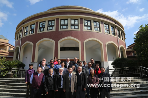 东南亚神学教育基金会董事会成员访问华东神学院