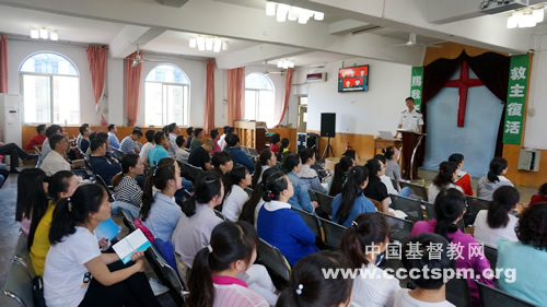 陕西圣经学校举办消防知识讲座