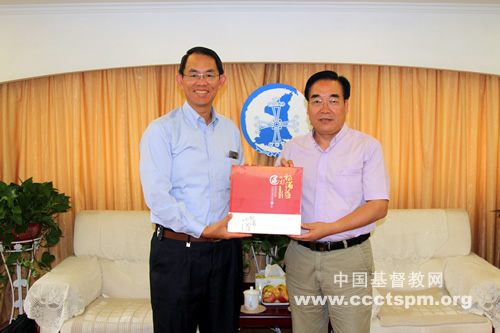 美国国际学园传道会副会长郑摩西牧师一行访问陕西教会